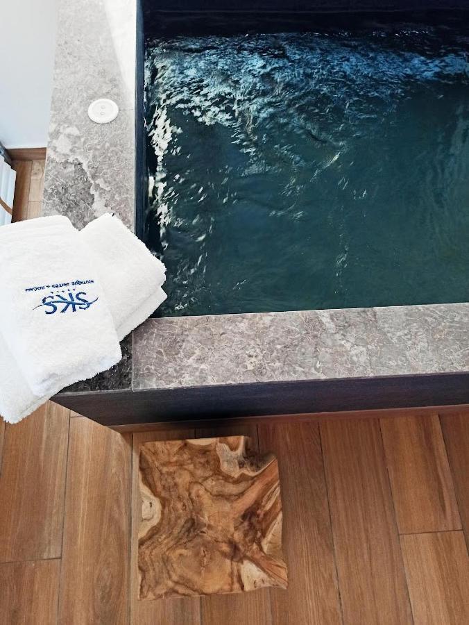 Sks Luxury Suites & Rooms Paralia Katerinis Exterior photo